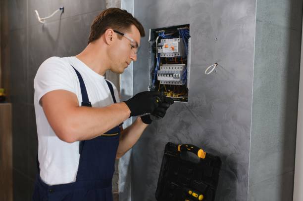 Best Circuit Breaker Repair  in Grants Pass, OR
